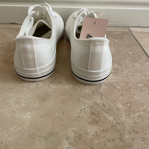 Ladies Shoe - Picture 7 of 7